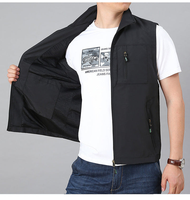 Men's Lightweight Multifunctional Outdoor Vest with Zipper Pockets and Stand Collar Mune Fashion