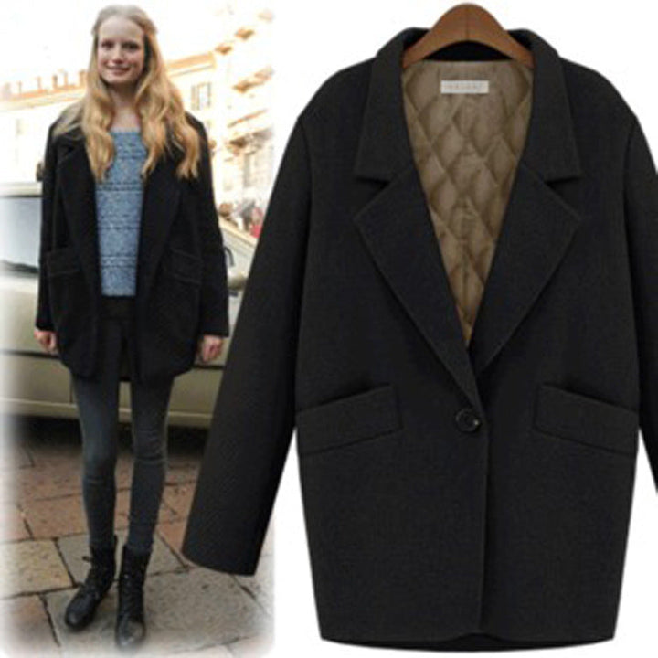 Women Oversized Wool Blend Short Coat with Quilted Lining and Flap Pockets Mune Fashion