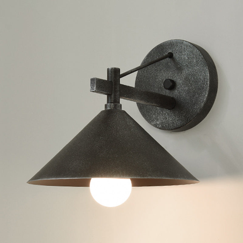 Metal Cone Wall Hanging Light Vintage 1 Light Outdoor Sconce Lighting Fixture in Black/Antique Brass/Aged Silver