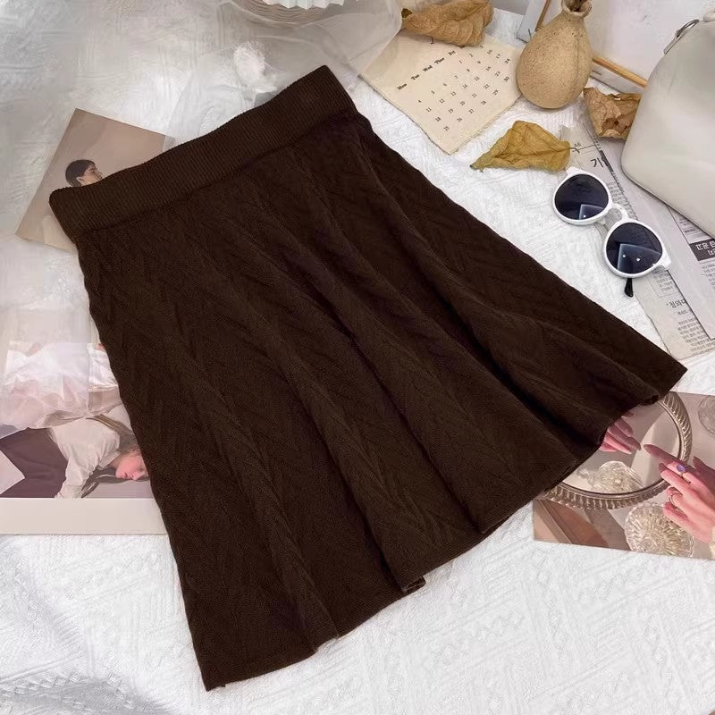 Women Pleated Knitted Skirt with Cable Pattern Mune Fashion