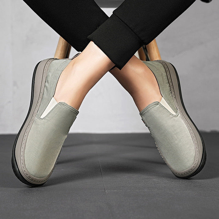 Men's Minimalist Slip-On City Sneaker made of microfiber with shock-absorbing comfort sole Mune Fashion