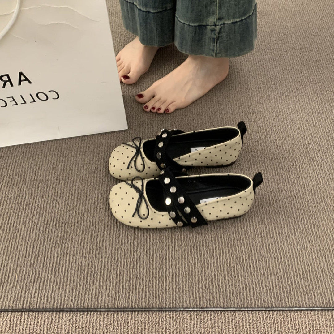 Women's Ballet Flats with Polka Dot Design and Decorative Buckle