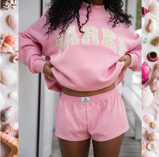 Women Cozy Leisure Set with Oversized Cropped Sweatshirt and Elastic Cotton Shorts Mune Fashion