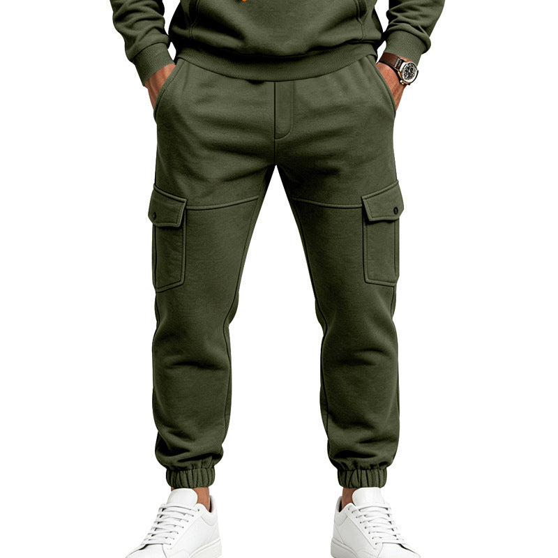 Men's cargo jogging pants with side flap pockets, drawstring and elastic cuffs Mune Fashion