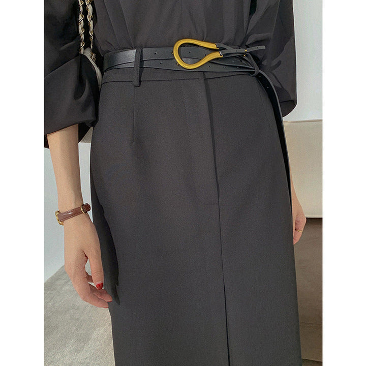 Women high-waisted midi skirt with straight silhouette and center seam Mune Fashion
