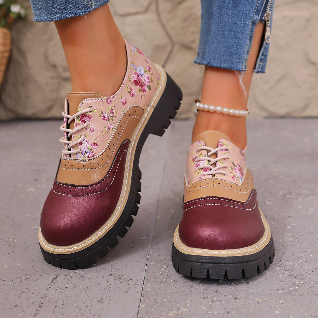 Women's floral brogue lace-up shoes with layered material mix and patterned rubber sole Mune Fashion