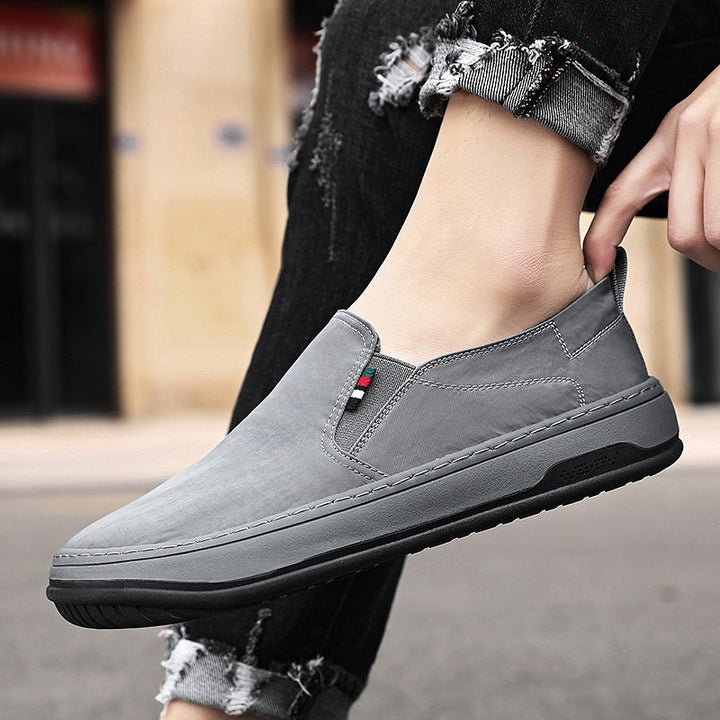 Men's Minimalist Slip-On City Sneaker made of microfiber with shock-absorbing comfort sole Mune Fashion