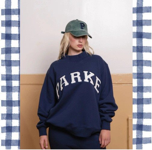Women Cozy Leisure Set with Oversized Cropped Sweatshirt and Elastic Cotton Shorts Mune Fashion