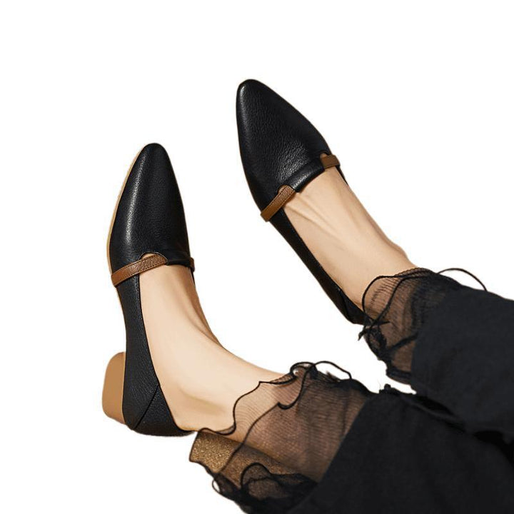 Elegant Women's Ballerinas with Fashionable Detail