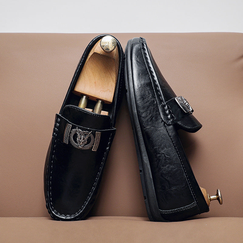 Men's Elegant Moccasins with Metal Closure