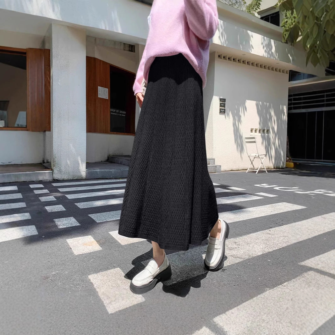 Women's Long Knitted Skirt with Elegant Design Mune Fashion