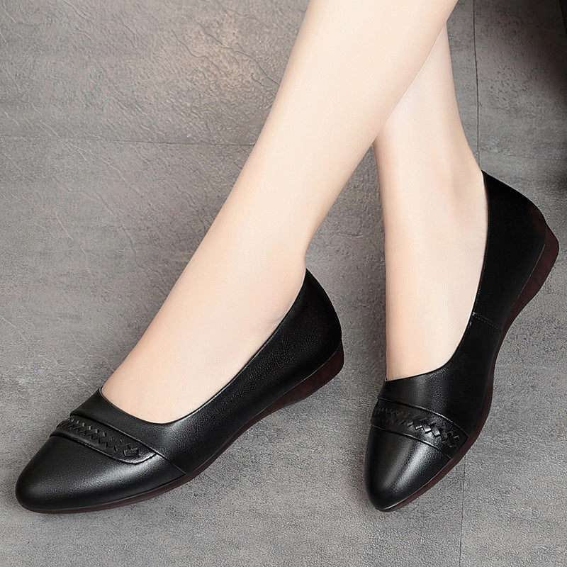 Elegant Women's Ballet Flats with Woven Detail and Flexible Footbed