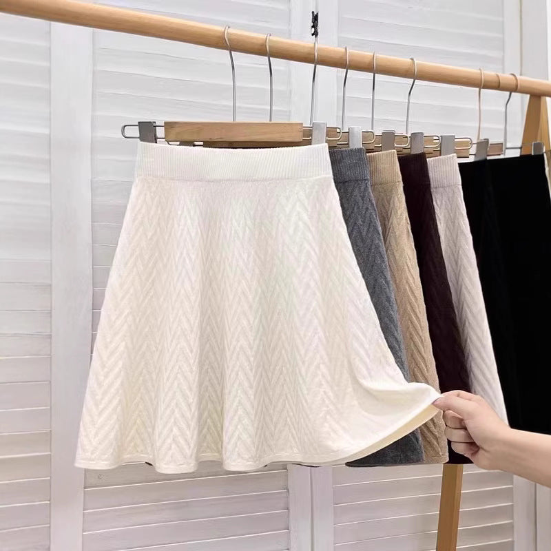 Women Pleated Knitted Skirt with Cable Pattern Mune Fashion