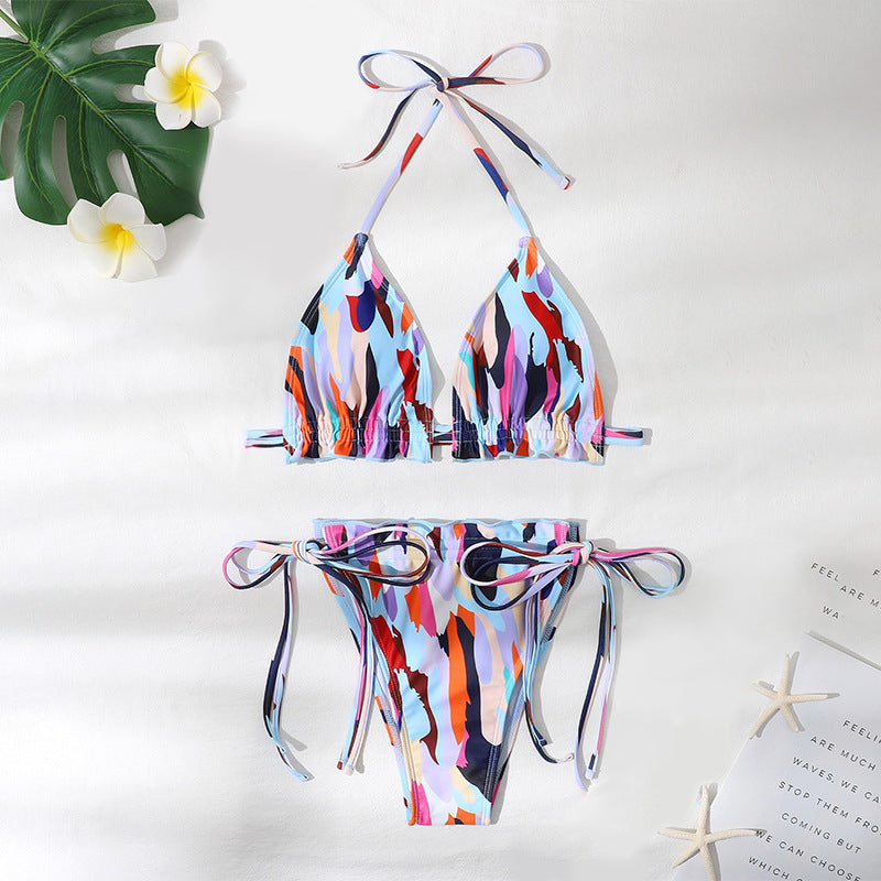 Women's triangle bikini with adjustable straps and ruffle design Mune Fashion