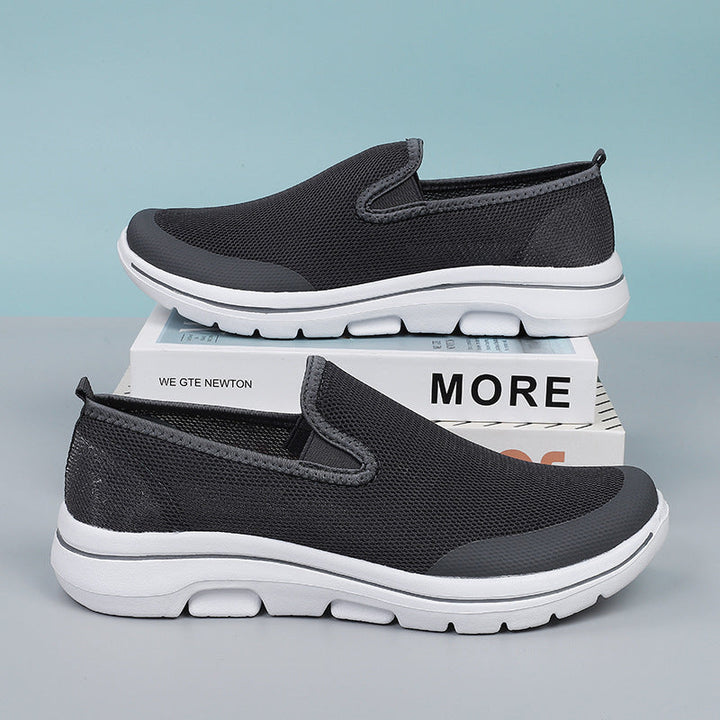 Ladies nan ergonomic Flex-Travel slipper with ventilated mesh and removable comfort sole Mune Fashion