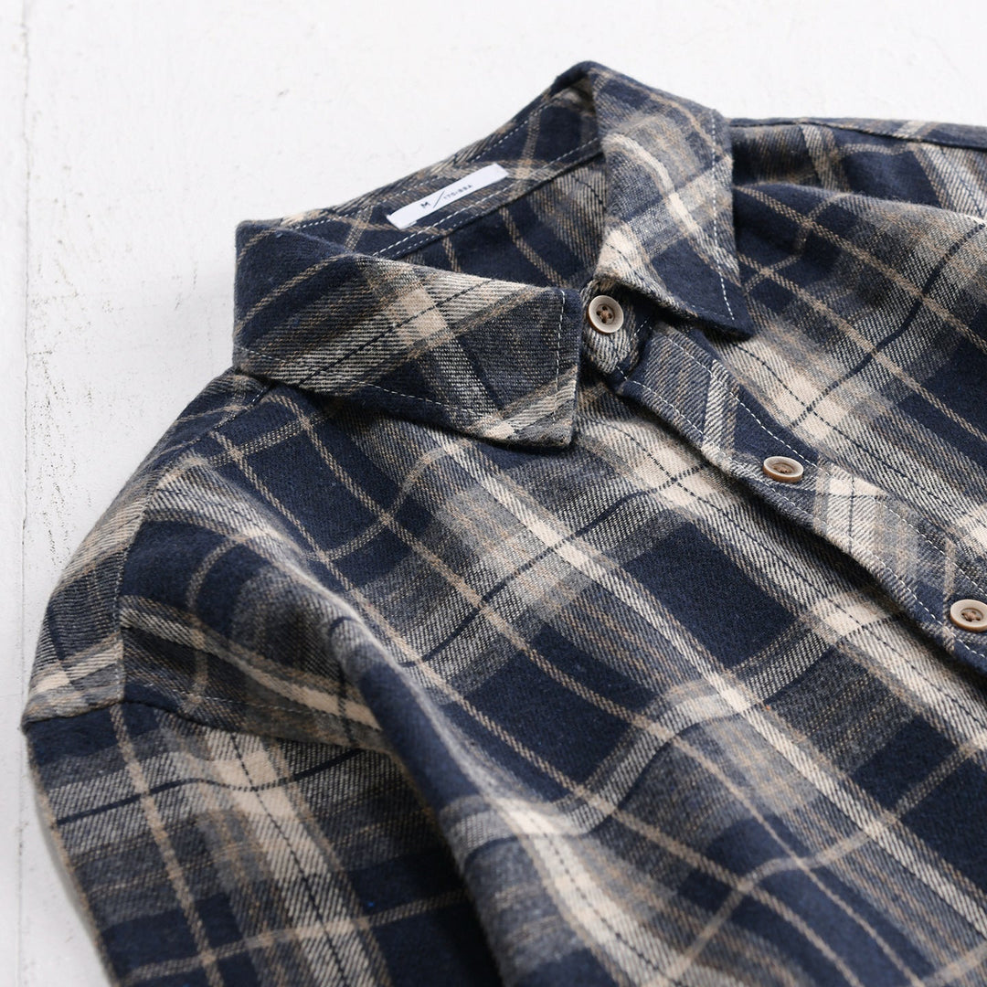 Men's checkered flannel overshirt in relaxed-fit with contrasting chest pocket Mune Fashion
