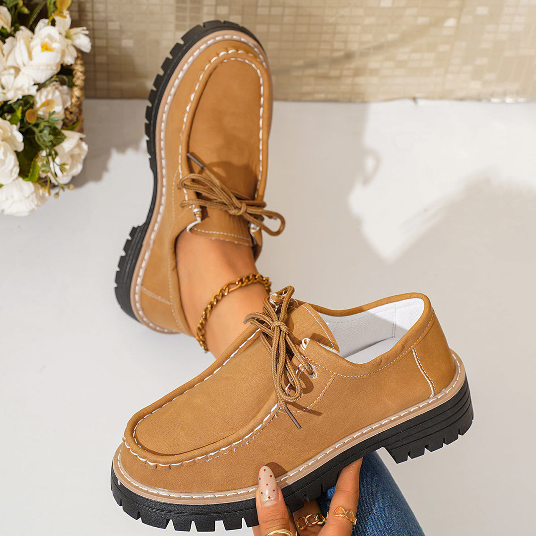 Women Robust Lace-Up Moccasin with Profiled Rubber Sole and Contrast Stitch Mune Fashion