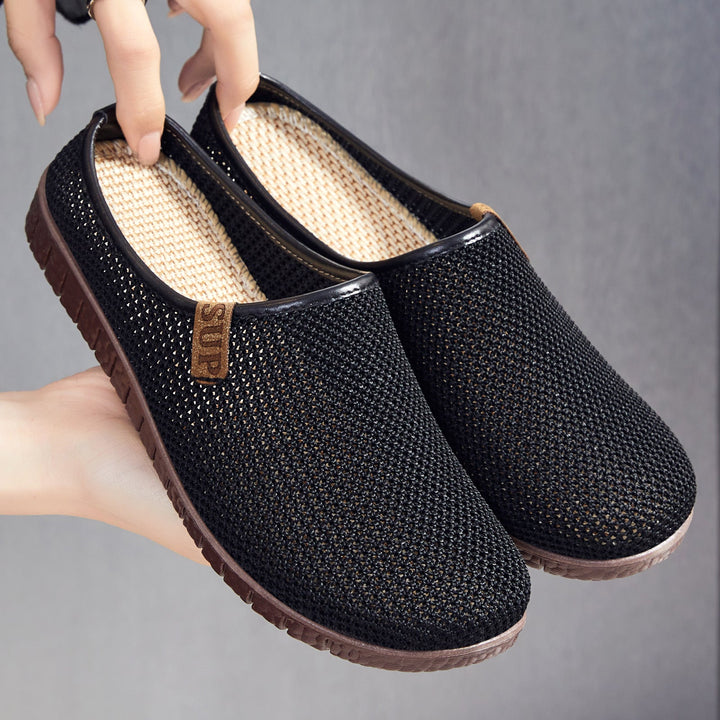 Women's Comfortable Mesh Clogs with Non-Slip Sole