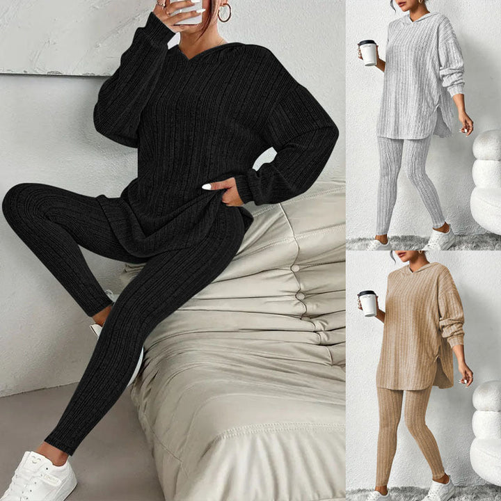 Women's Ribbed Lounge Set in Knit with Oversized Hoodie and High-Waist Leggings Mune Fashion