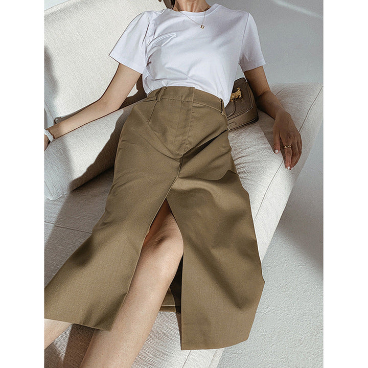 Women high-waisted midi skirt with straight silhouette and center seam Mune Fashion