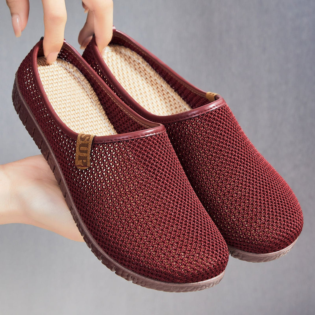 Women's Comfortable Mesh Clogs with Non-Slip Sole