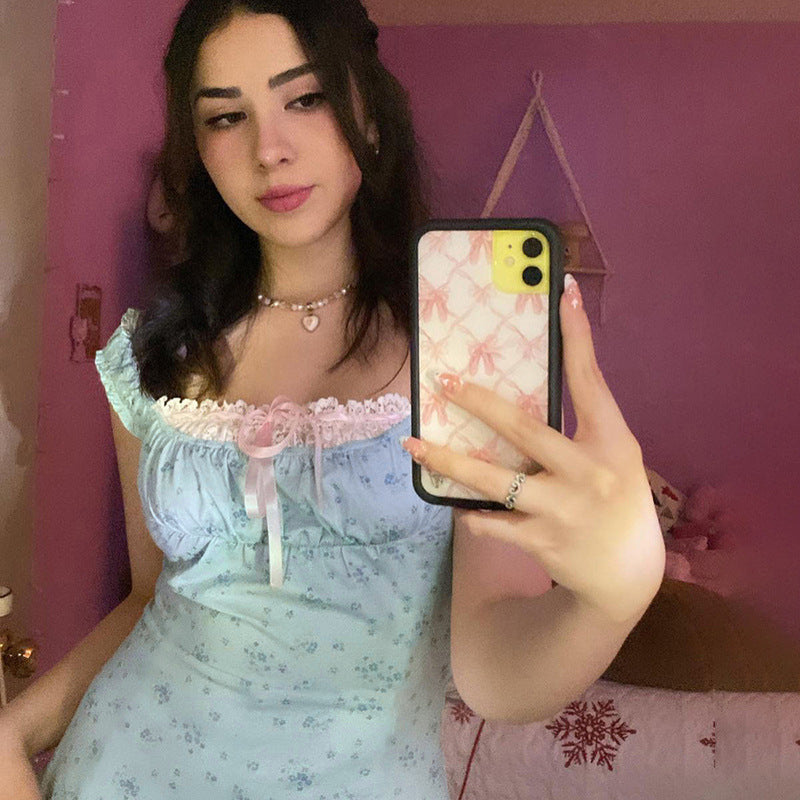 Women's Nightdress with Delicate Lace Decoration and Playful Ruffles