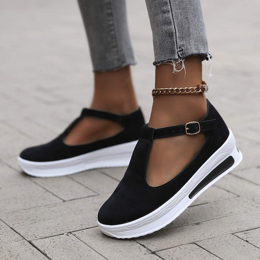 Women's Comfortable and Fashionable Mary Janes with Adjustable Strap