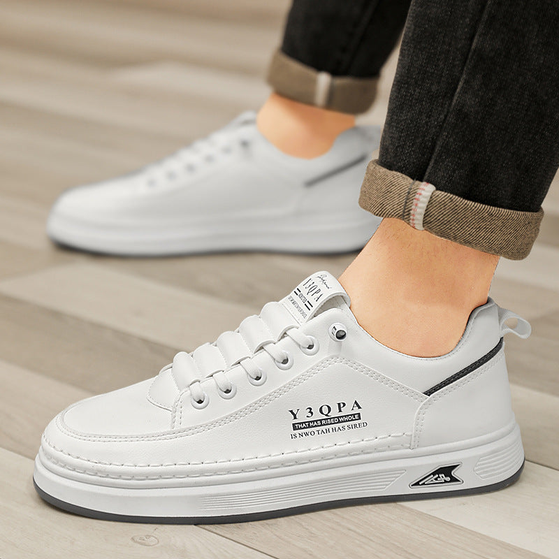 Men's Low-Top City Sneaker made of synthetic leather with thick comfort sole and discreet logo embossing Mune Fashion