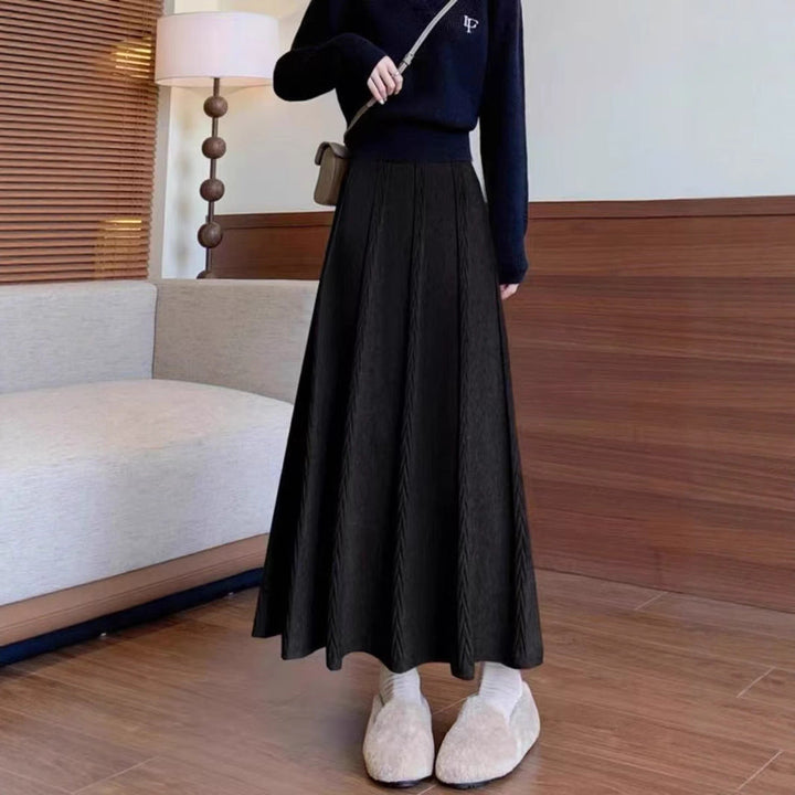 Ladies Elegant Midi Skirt with Fine Cable Pattern Mune Fashion