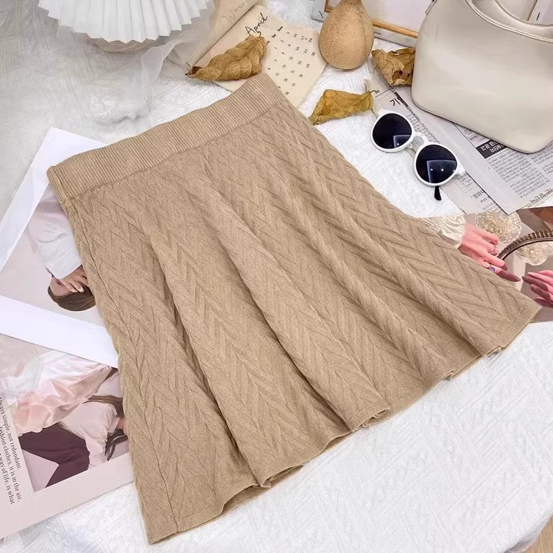 Women Pleated Knitted Skirt with Cable Pattern Mune Fashion