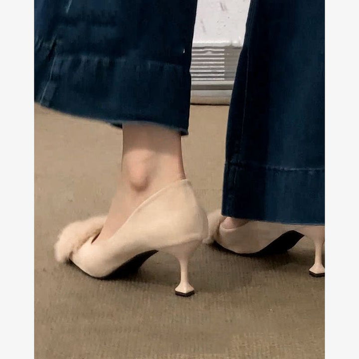 Women pointed toe mules in velvet look with fur pompom and shaped kitten heel Mune Fashion