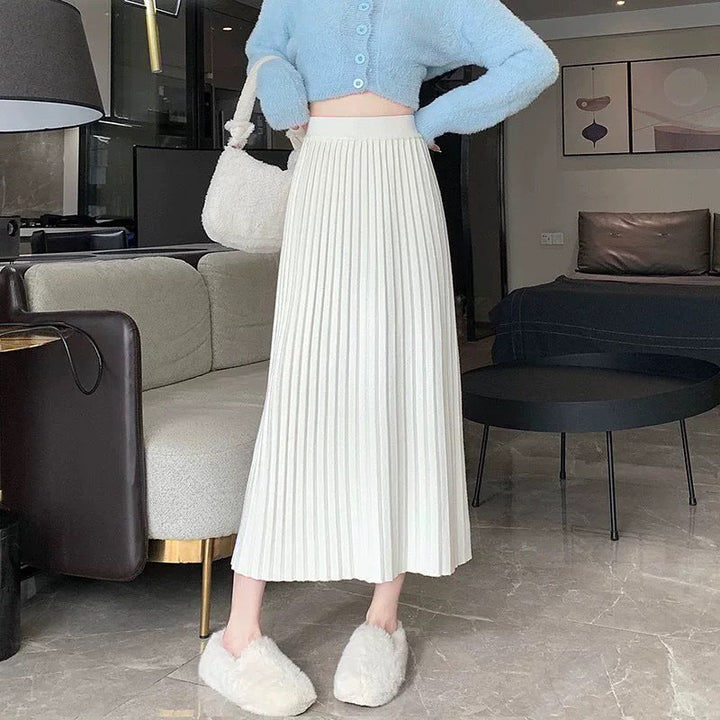 Women's Pleated Maxi Skirt with Voluminous Hem Mune Fashion