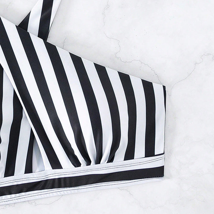 Ladies' sport bikini top with graceful knot and striped design Mune Fashion