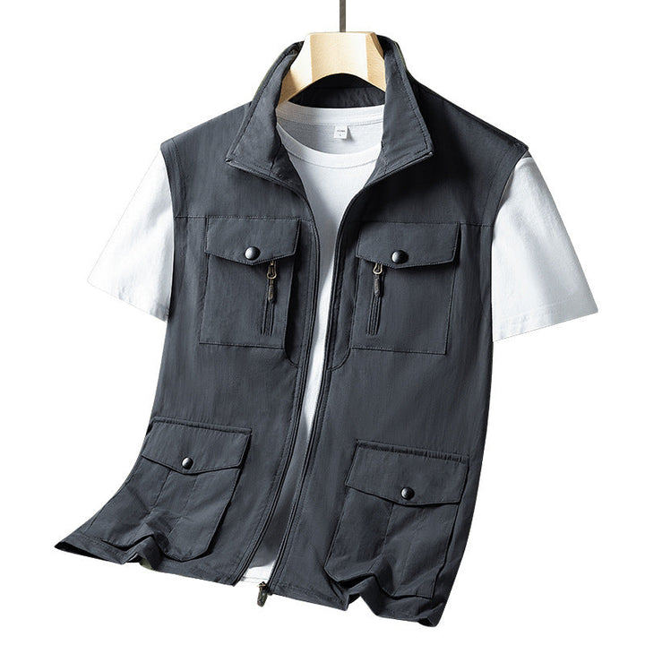 Men's Lightweight Multifunctional Outdoor Vest with Zipper Pockets and Stand Collar Mune Fashion