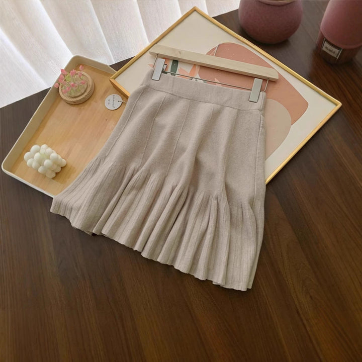 Women's Pleated Skirt made of high-quality knit Mune Fashion