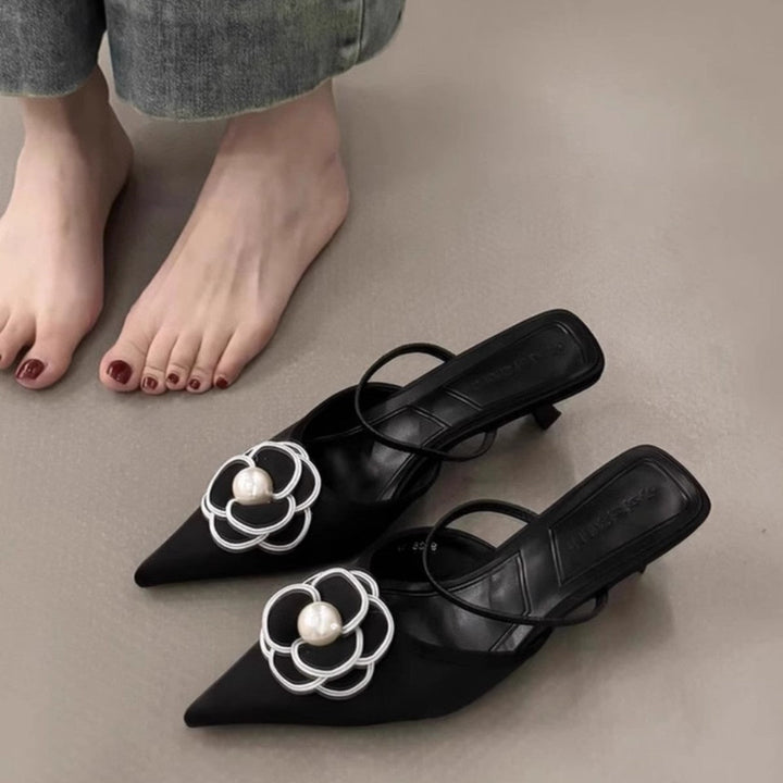 Women's pointed toe mule slippers with floral ornament and delicate strap guidance Mune Fashion