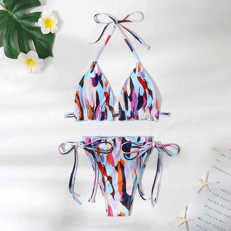 Women's triangle bikini with adjustable straps and ruffle design Mune Fashion