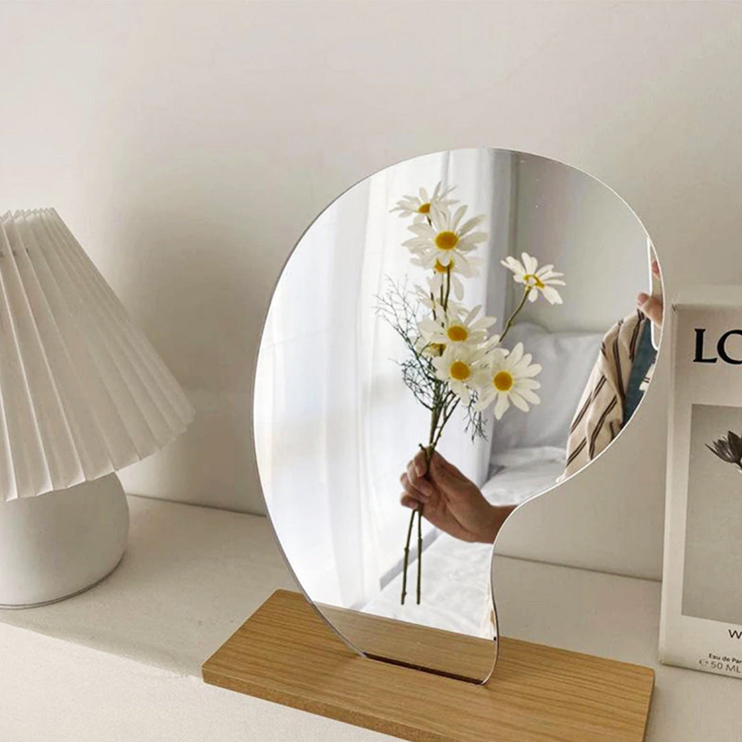 Wavy & Curvy Mirror |