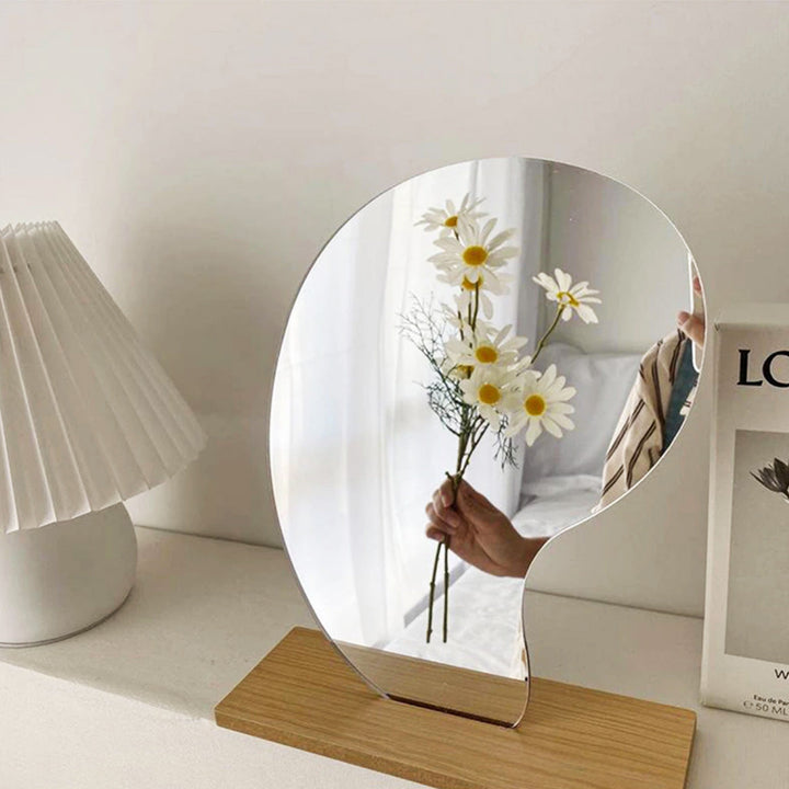 Wavy & Curvy Mirror |