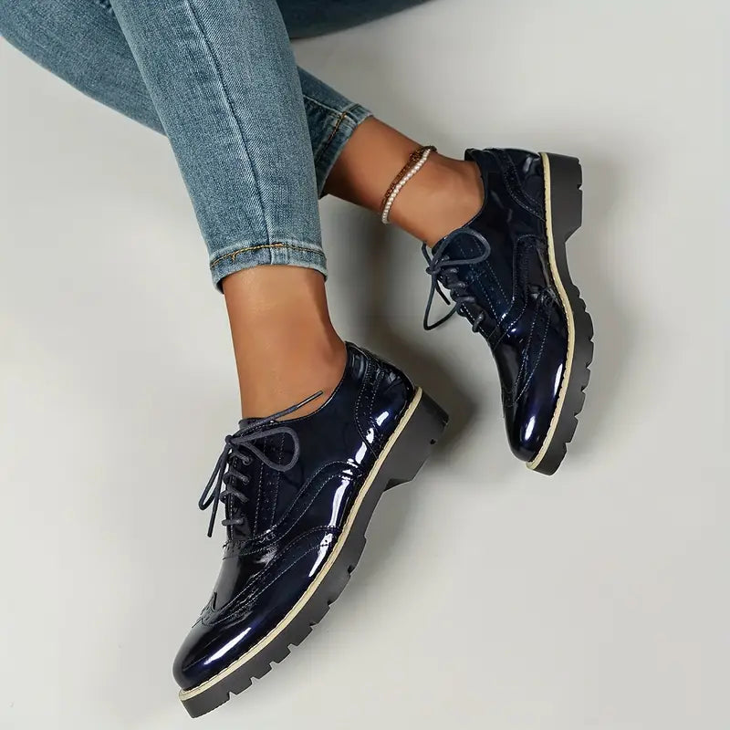 Shiny leather shoes Mune Fashion